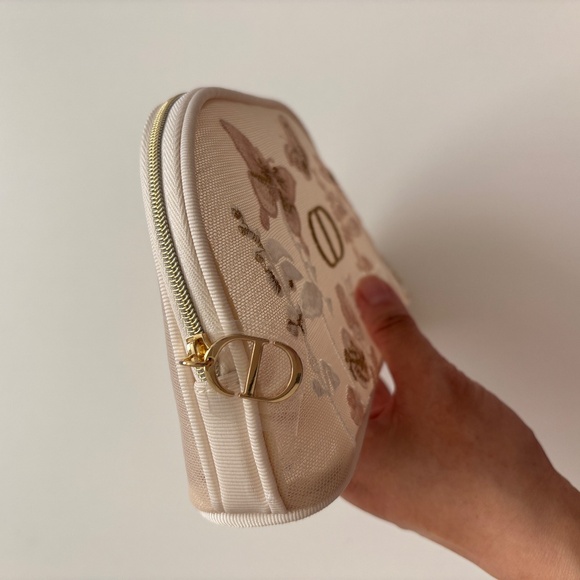 Dior Embroidered Beige Mesh Vanity Cosmetic Bag - Picture 2 of 5